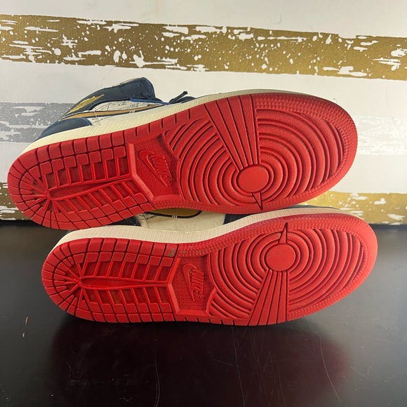 Jordan 1 “Take Flight” (GS) - Picture 6 of 7